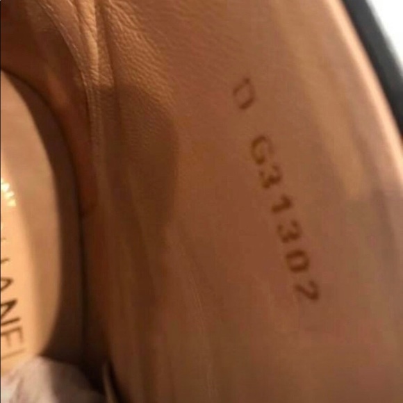 Chanel - Picture 9 of 10